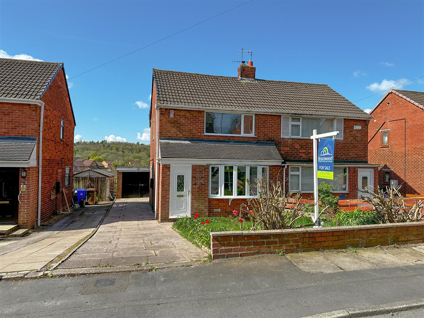 Crediton Avenue, StokeOnTrent Briarswood Estate Agency